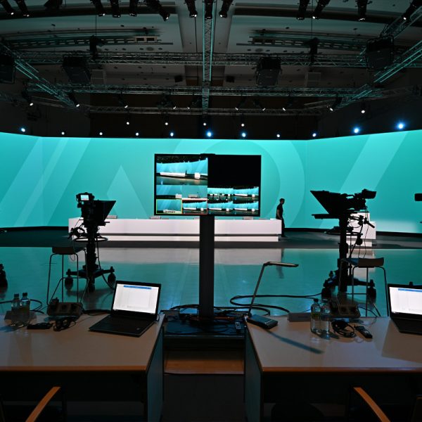 TV-6-800x800 Digitale Produktion